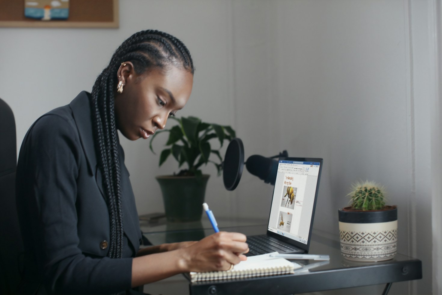 The Essential Guide to Staying Focused and Inspired